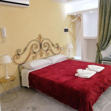 Federico 70 Giada Economy Otel Palermo Dış mekan fotoğraf