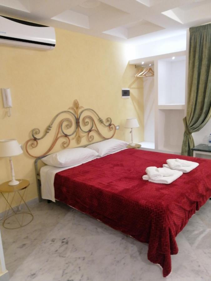 Federico 70 Giada Economy Otel Palermo Dış mekan fotoğraf